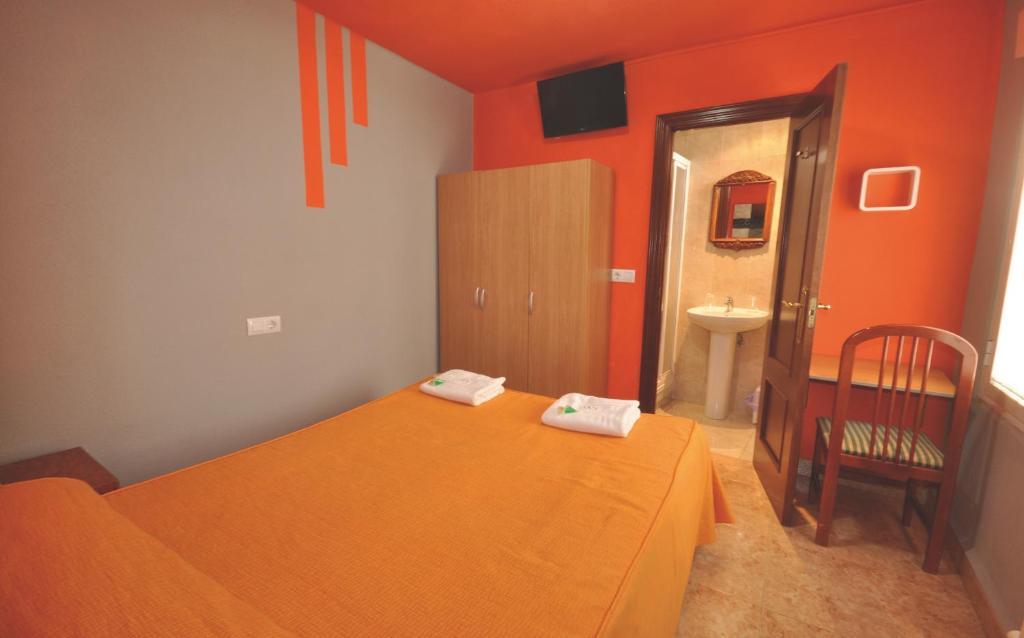 Hostal Escala Luna Salamanca Room photo